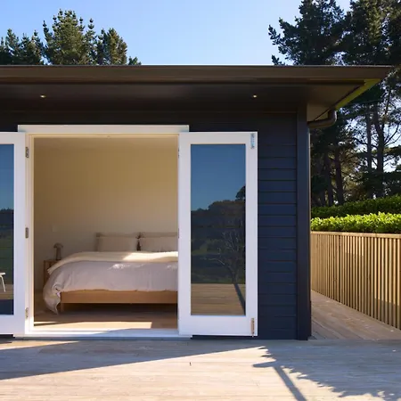 Blackwood Luxury Hideaway Waikanae Exterior photo